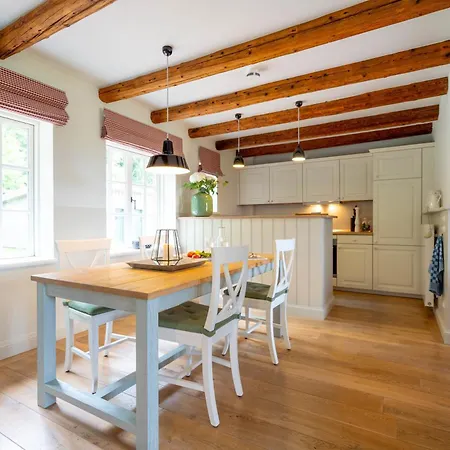 Gut Immenhof - 5 Apartman Malente